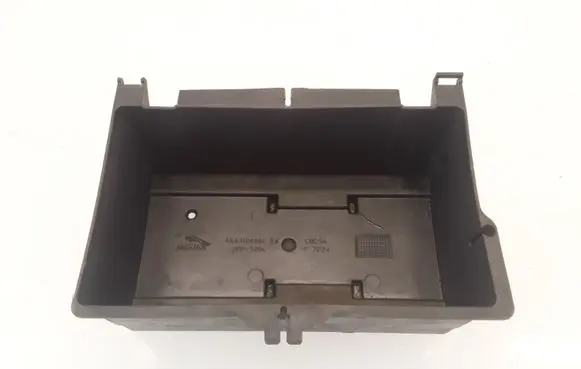 Battery box tray