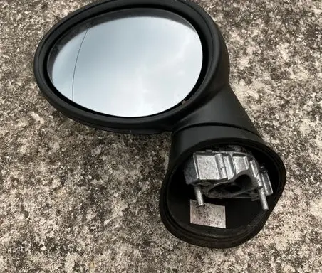 Mini Cooper Countryman R60 Front door electric wing mirror