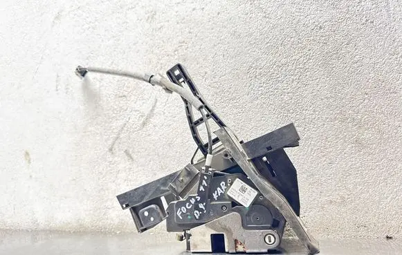 Ford Focus Rear door lock 921766102 BM5AA26412BB
