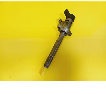 Fuel injector