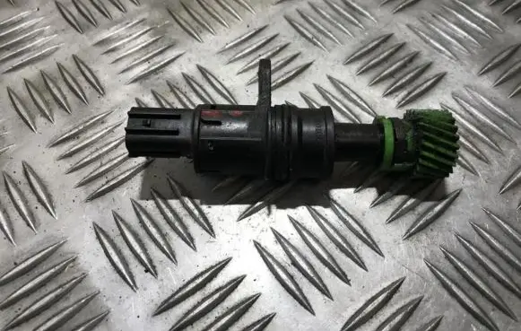Mazda 323 F Speed sensor (speedometer sensor) tr0100