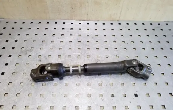 Toyota Avensis T270 Steering column universal joint