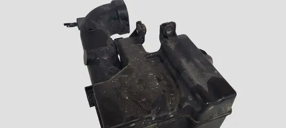 Hyundai i40 Intake resonator
