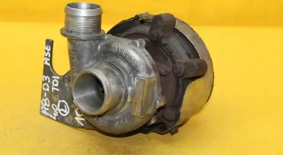 Audi A8 S8 D3 4E Turbo 057145701T