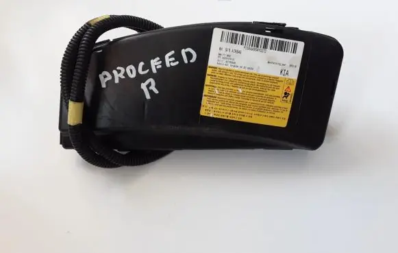 KIA Ceed Seat airbag 607184901