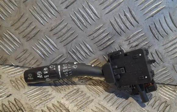Hyundai Santa Fe Wiper control stalk 202005765
