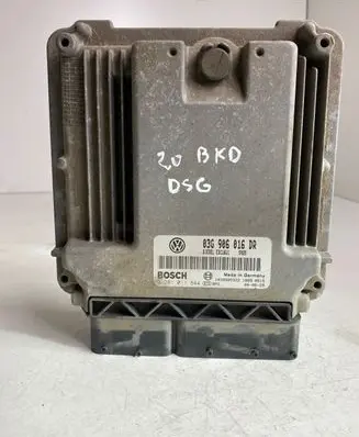 Volkswagen Touran I Engine control unit/module 03G906016DR 0281011844 1039S05322