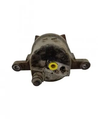 Toyota Prius (NHW20) Front brake caliper