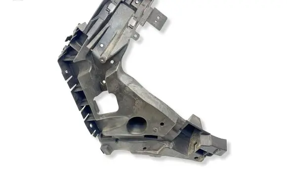 Volvo XC40 Rear bumper mounting bracket 32386992