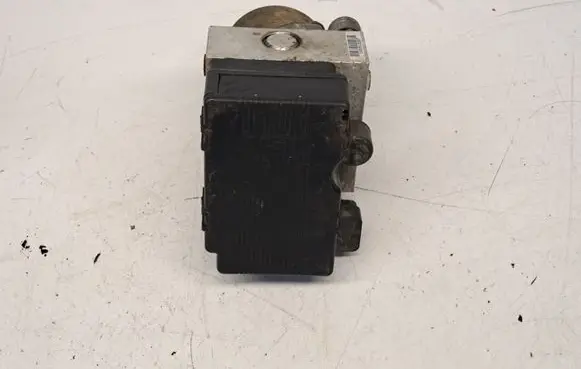 Volkswagen Polo V 6R ABS Pump 6Q0907379