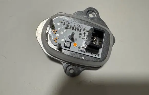BMW 3 GT F34 LED ballast control module 7470430 63117470429
