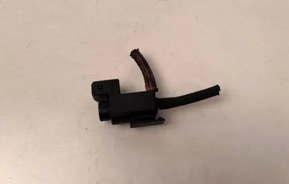 BMW 5 F10 F11 Brake central valve 702318