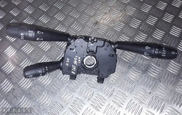 Fiat 500L Wiper turn signal indicator stalk/switch 28408375