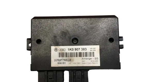 Volkswagen PASSAT B6 Tow bar trailer control unit/module 1K0907383 506151