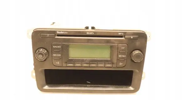 Skoda Fabia Mk2 (5J) Radio/GPS head unit trim 5J0035152A