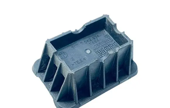 BMW i3 Jacking socket point 51717042974 7042974