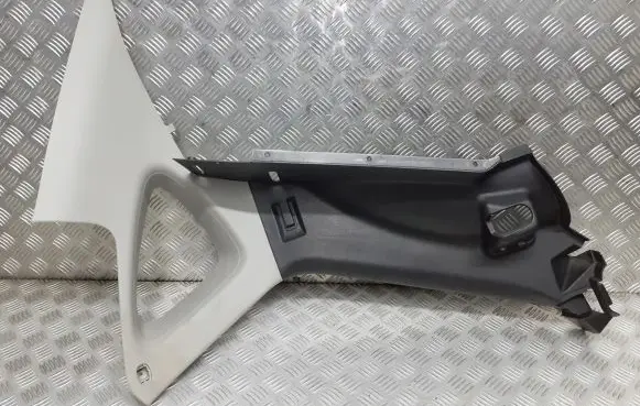 Opel Astra J (D)pillar trim (top) 1335425813261721