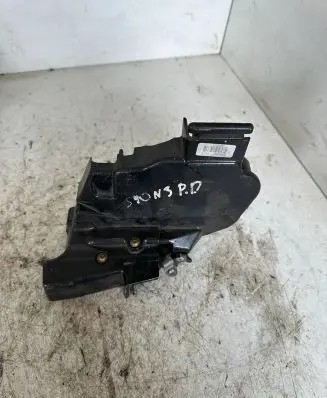 Volvo S40 Front door lock 30753661