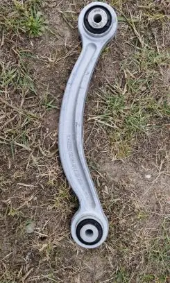 Mercedes-Benz C AMG W204 Rear control arm A20414