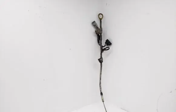 Toyota RAV 4 (XA30) Oil level dip stick 