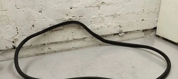 BMW i4 Front door rubber seal 7482945