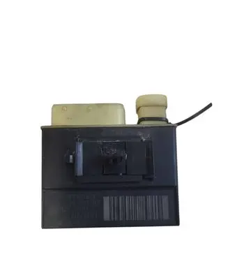 Citroen Berlingo Glow plug pre-heat relay 018010951 9652021180