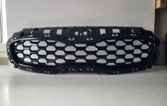 KIA Sportage Front bumper upper radiator grill 86352F1800
