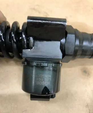 Audi A6 S6 C6 4F Fuel injector 03G130073