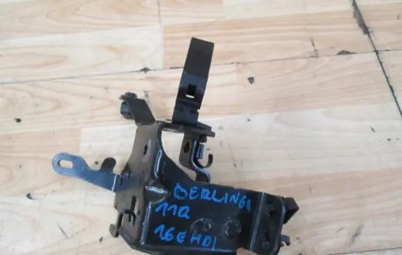 Citroen Berlingo Radiator mount bracket