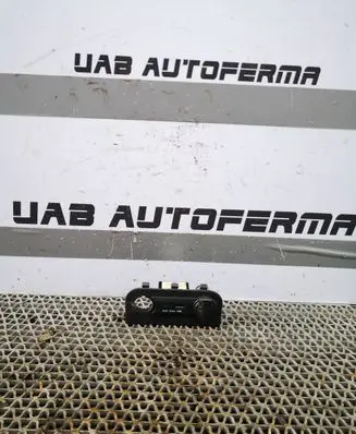 KIA Rio USB socket connector 847621W051
