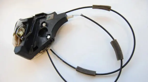 Mitsubishi L200 Rear door lock NER