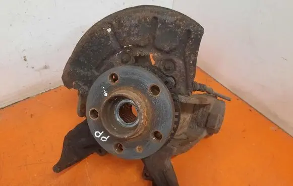 Audi A3 S3 8L Front wheel hub spindle knuckle