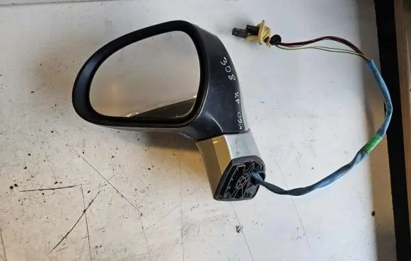 Peugeot 308 Front door electric wing mirror 0308094