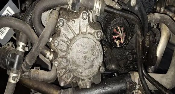 Chrysler Sebring (JS) Vacuum pump 03G145209C
