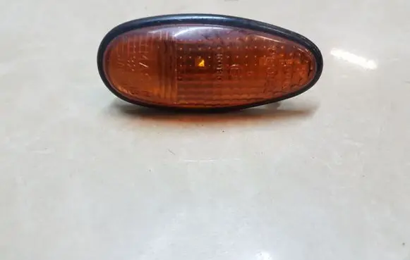 Mitsubishi Pajero Sport I Front fender indicator light