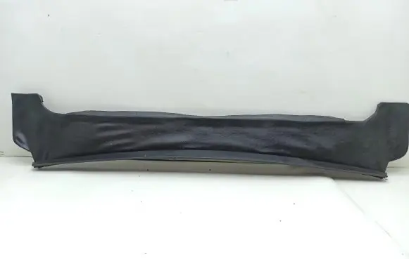 Parcel shelf