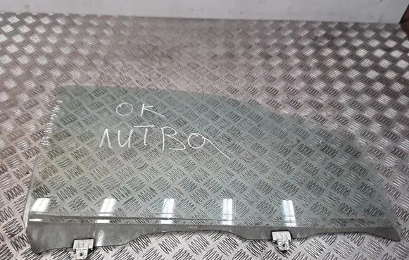 Isuzu D-Max Front door window glass four-door e643r008577