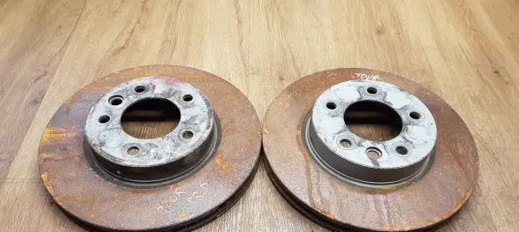 Volkswagen Touareg II Front brake disc 7L6615301N 7L6615302N