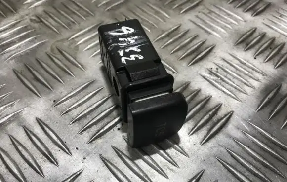 Traction control (ASR) switch