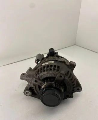 Toyota Verso-S Generator/alternator 2706047150 1042101350