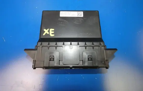 Jaguar XE Air conditioner control unit module GX7314F498AC