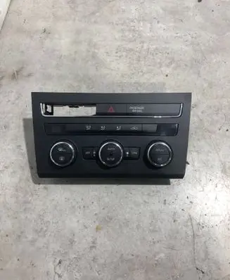 Seat Leon (1P) Climate control unit 5F0907044D