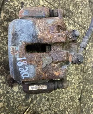 Opel Insignia A Front brake caliper 13219199