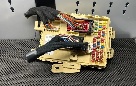 Hyundai Tucson IV NX4 Fuse module 91950CZ020