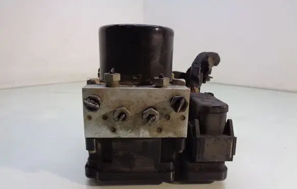 Volvo S60 ABS Pump 31329137 P31329137