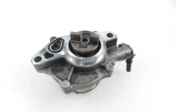 Peugeot Bipper Vacuum pump 