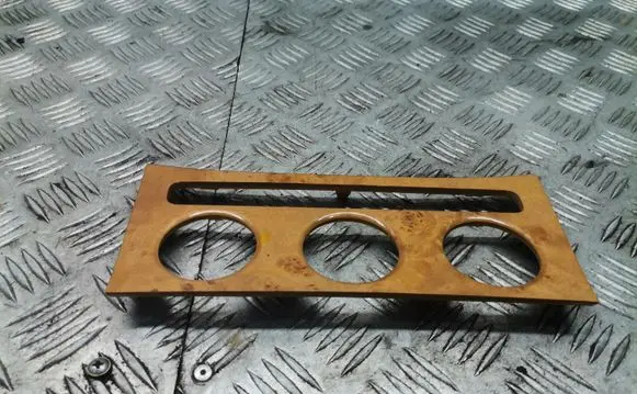Volkswagen PASSAT B6 Dashboard center trim panel 3c0863100