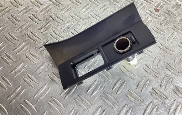 Lexus RX 450H Cigarette lighter 5893248030