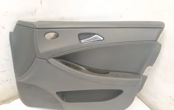 Mercedes-Benz CLS C219 Front door card panel trim A2197207870 A2197270628