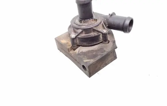 Skoda Octavia Mk3 (5E) Electric auxiliary coolant/water pump 5q0965567